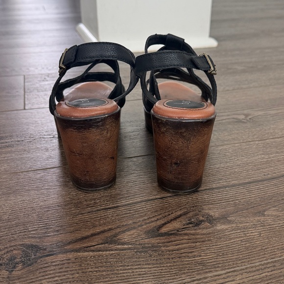 BOC black strappy sandal wood heel 8 - Picture 6 of 9